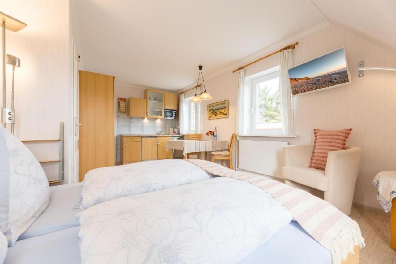 Ferienwohnungen Peters Sylt Buitenkant foto